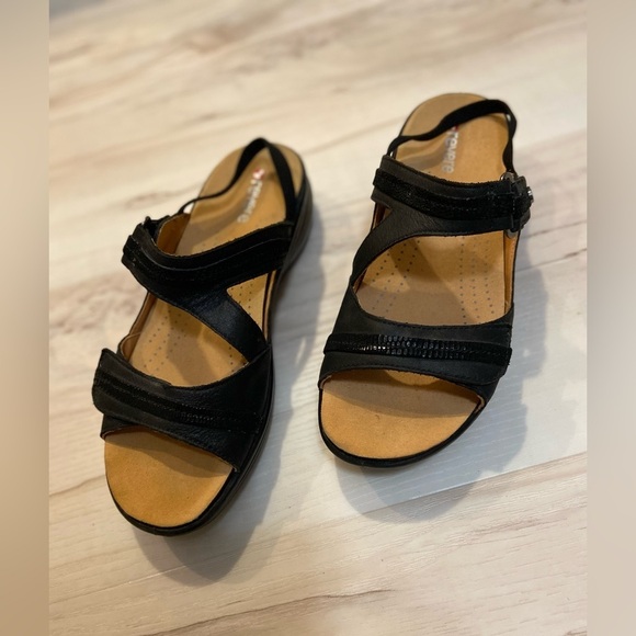 Revere~Rio~Onyx/BlackLizard~Leather~Adjustable Hook & Loop Strap~Sandal~Size 10 - Picture 2 of 14